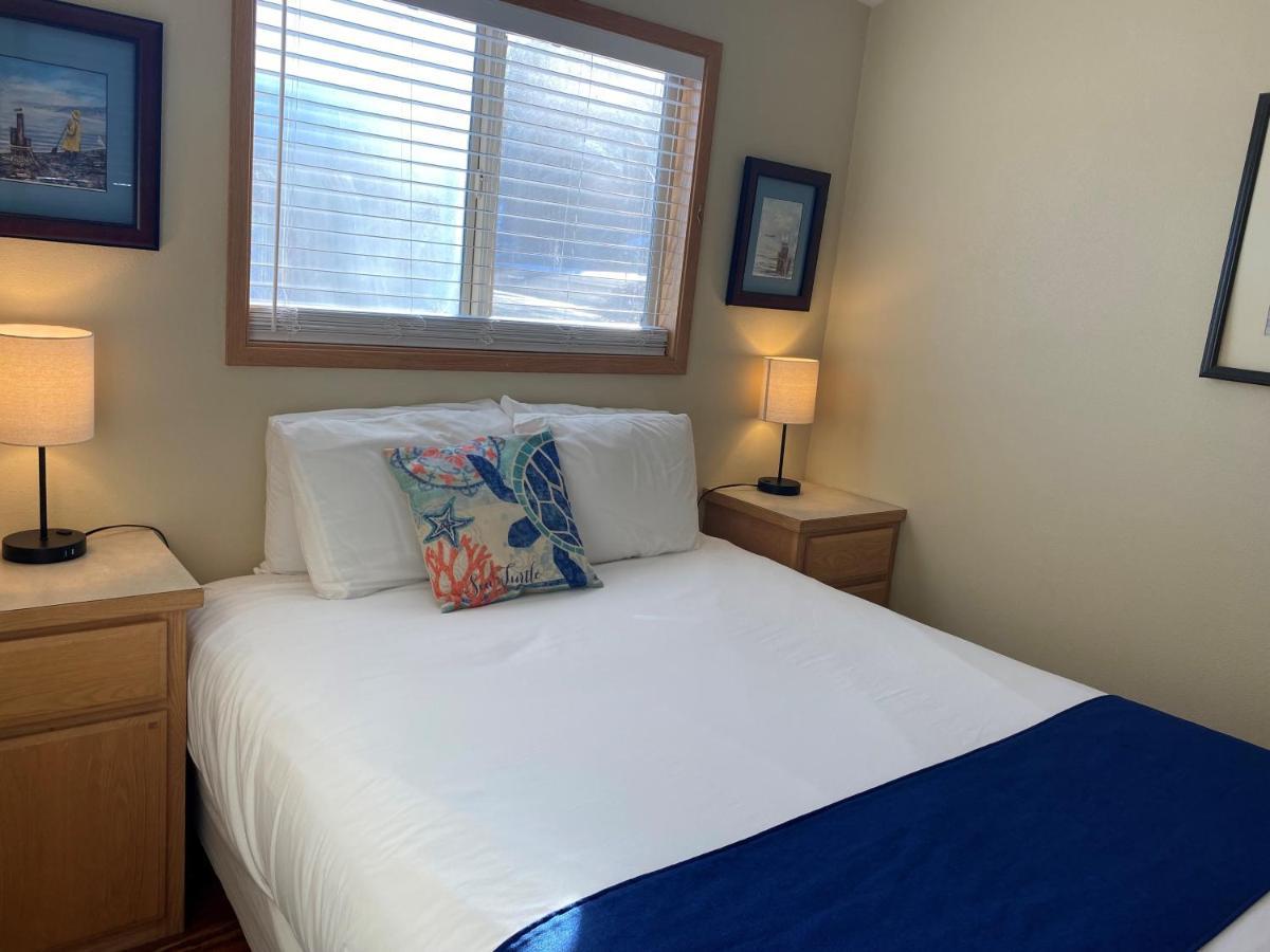 Motel The Waterfront At Potlatch Shelton Exterior foto